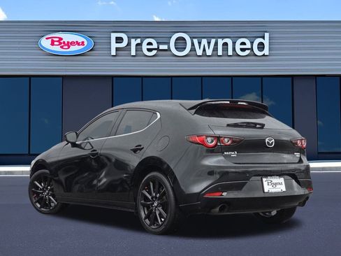 Used 2024 MAZDA MAZDA3 Hatchback w/Premium Plus Pkg image 5