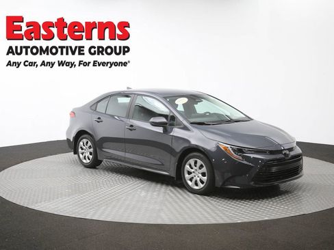 Used 2025 Toyota Corolla LE FWD image 47