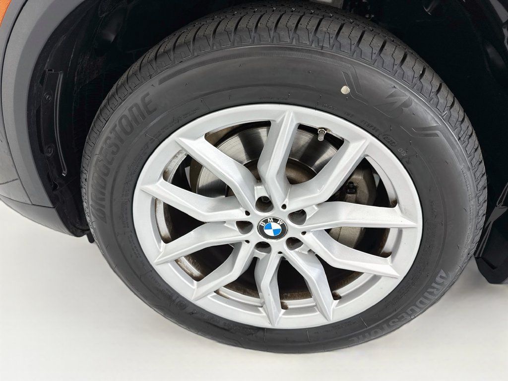 Certified 2022 BMW X5 xDrive40i w/ Premium Package AWD/4WD image 29