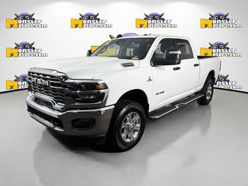 Used 2025 RAM 2500 Big Horn AWD/4WD image 1