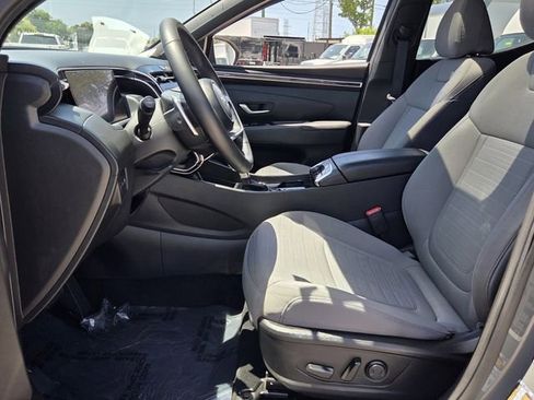 Used 2023 Hyundai Santa Cruz SEL Premium AWD/4WD image 13