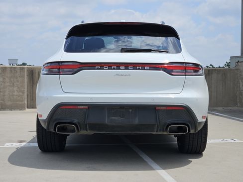 Used 2022 Porsche Macan AWD/4WD image 7