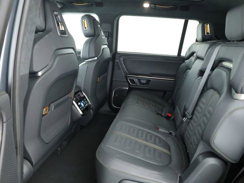 Used 2023 Rivian R1S Adventure image 21