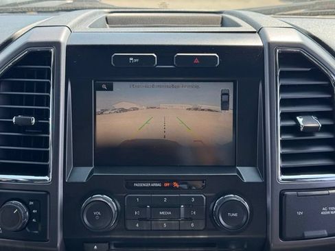 Used 2015 Ford F150 XLT w/ Equipment Group 302A Luxury AWD/4WD image 4