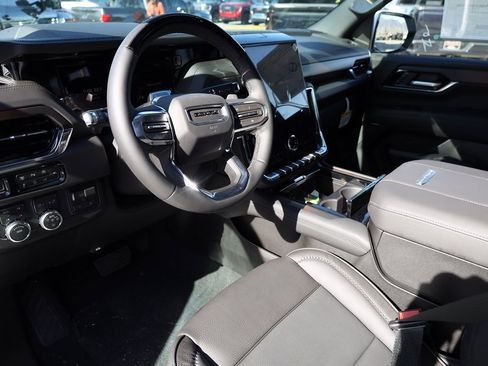 New 2026 GMC Yukon XL Denali image 12