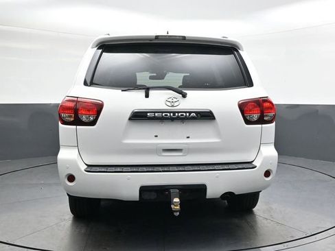 Used 2018 Toyota Sequoia TRD Sport image 6