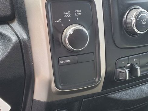 Used 2018 RAM 5500 SLT w/ Quick Order Package 29G SLT AWD/4WD image 18