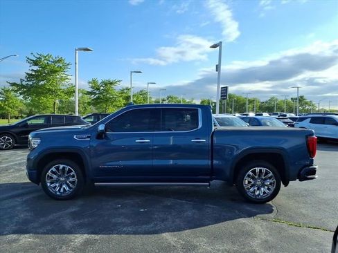 Used 2025 GMC Sierra 1500 Denali w/ Denali Reserve Package AWD/4WD image 10