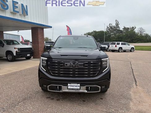 Used 2025 GMC Sierra 1500 Denali Ultimate AWD/4WD image 8