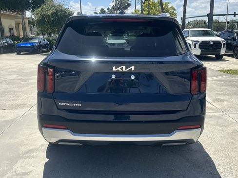 New 2026 Kia Sorento EX FWD image 7