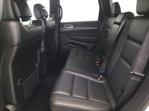 Used 2021 Jeep Grand Cherokee Limited AWD/4WD image 18