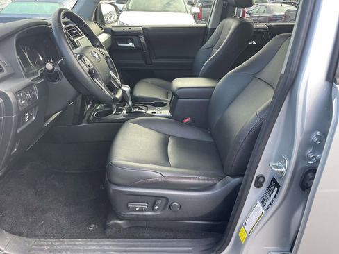 Used 2024 Toyota 4Runner TRD Off-Road Premium image 29