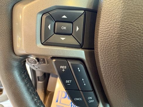 Used 2021 Ford Expedition Max XLT AWD/4WD image 13