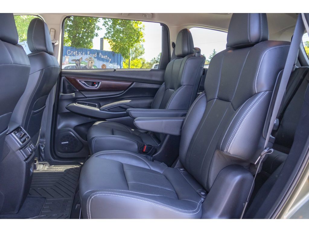 Used 2023 Subaru Ascent Touring AWD/4WD image 12