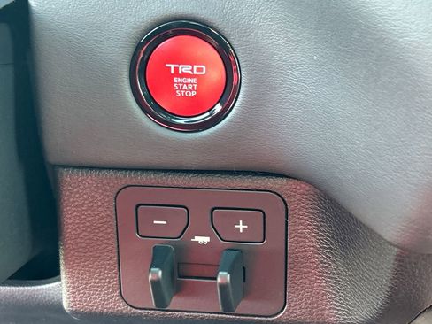 New 2026 Toyota Tundra Platinum image 34