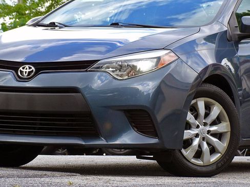 Used 2014 Toyota Corolla LE FWD image 7