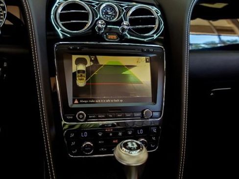 Used 2013 Bentley Continental Mulliner image 17