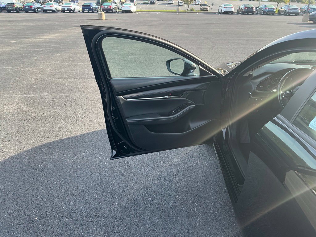 Used 2025 MAZDA MAZDA3 s FWD image 21