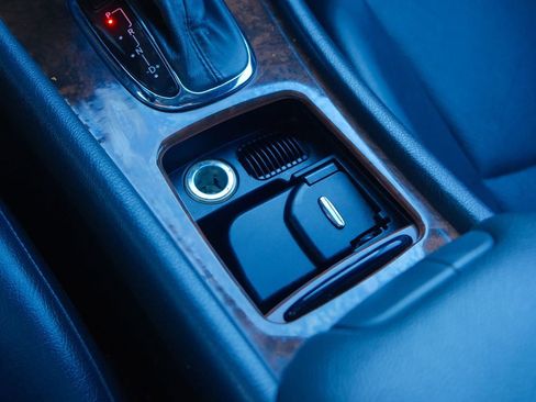 Used 2002 Mercedes-Benz C 320 Sedan image 23