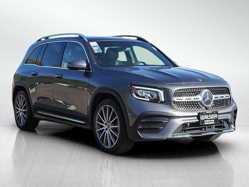 Used 2021 Mercedes-Benz GLB 250 4MATIC image 7