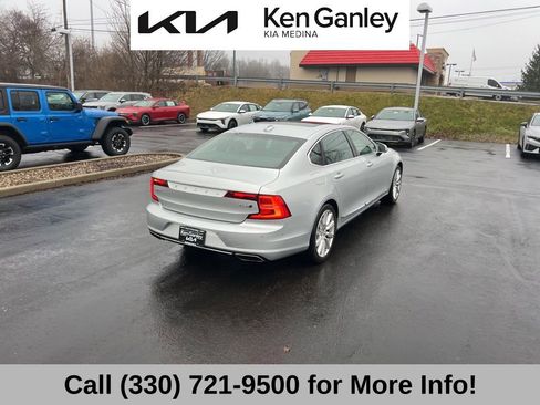 Used 2018 Volvo S90 T6 Inscription w/ Convenience Package image 10