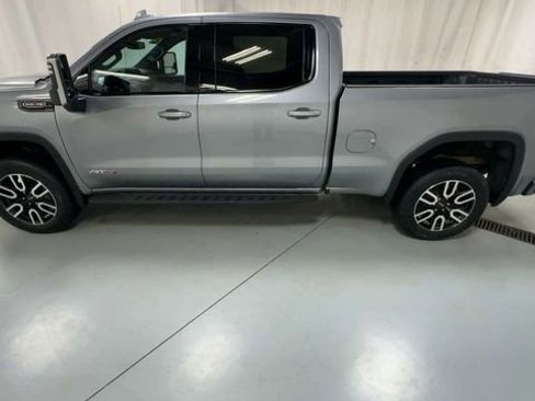 Used 2024 GMC Sierra 1500 AT4 w/ AT4 Premium Package AWD/4WD image 5
