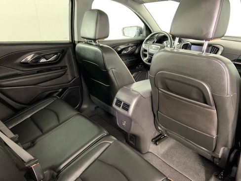 Used 2024 GMC Terrain AT4 w/ Infotainment Package II image 13