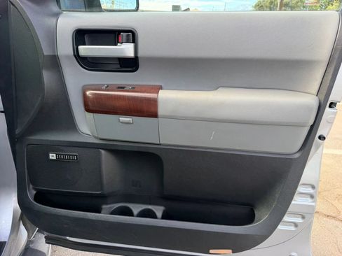 Used 2013 Toyota Sequoia Platinum RWD image 17