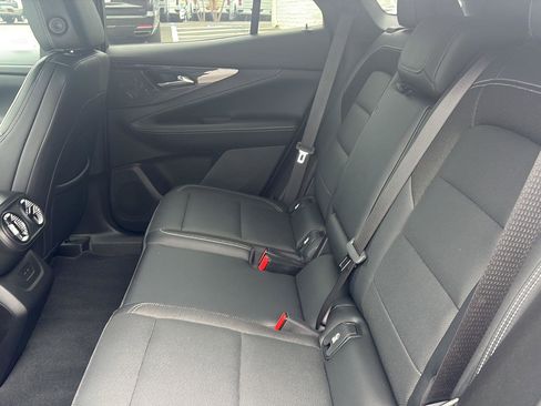 Used 2024 Chevrolet Blazer EV LT AWD/4WD image 27