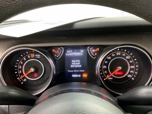 Used 2019 Jeep Wrangler Sport image 24