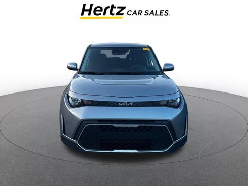 Used 2025 Kia Soul LX w/ LX Technology Package image 2