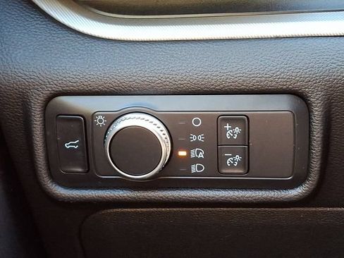 Used 2020 Ford Explorer XLT w/ Comfort Package AWD/4WD image 25