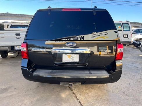 Used 2013 Ford Expedition XLT image 5