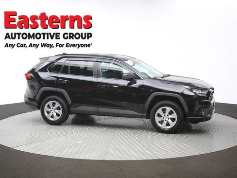 Used 2021 Toyota RAV4 LE image 45