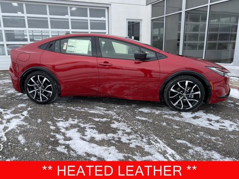 Used 2024 Toyota Prius Prime image 1