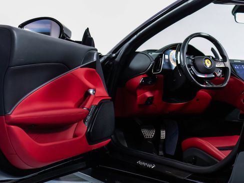 Certified 2024 Ferrari Roma Spider RWD image 34