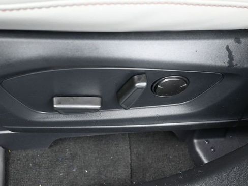 New 2026 Ford Explorer Active w/ Active Comfort Package image 13