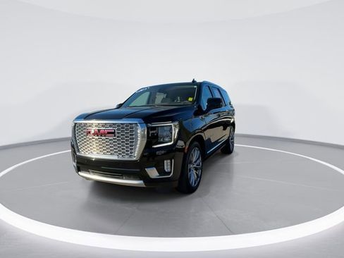 Used 2021 GMC Yukon Denali w/ Denali Ultimate Package image 3