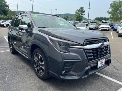 Used 2023 Subaru Ascent Limited w/ Technology Package AWD/4WD image 6