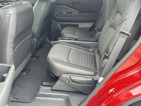 Used 2025 Nissan Pathfinder Rock Creek AWD/4WD image 20