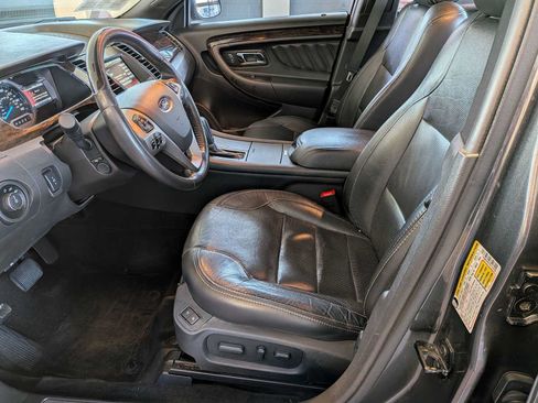 Used 2015 Ford Taurus Limited FWD image 15