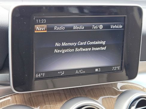Used 2018 Mercedes-Benz GLC 300 4MATIC image 14