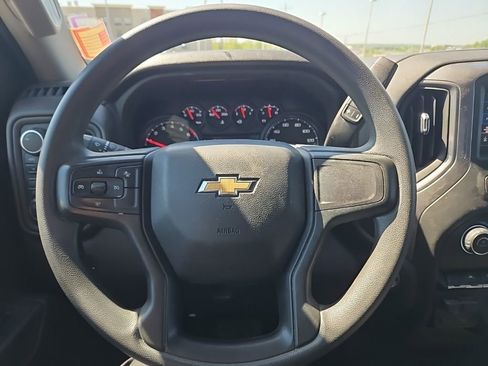 Used 2024 Chevrolet Silverado 1500 Custom image 21