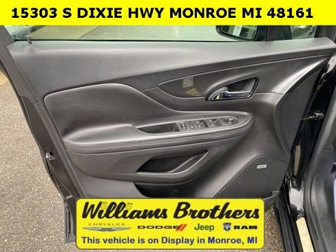 Used 2018 Buick Encore Premium w/ Experience Buick Package image 12