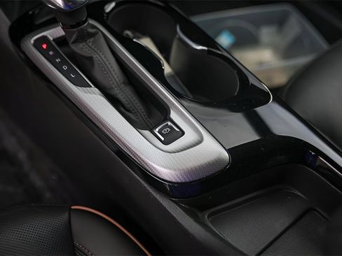 Certified 2024 Buick Envista Avenir image 23