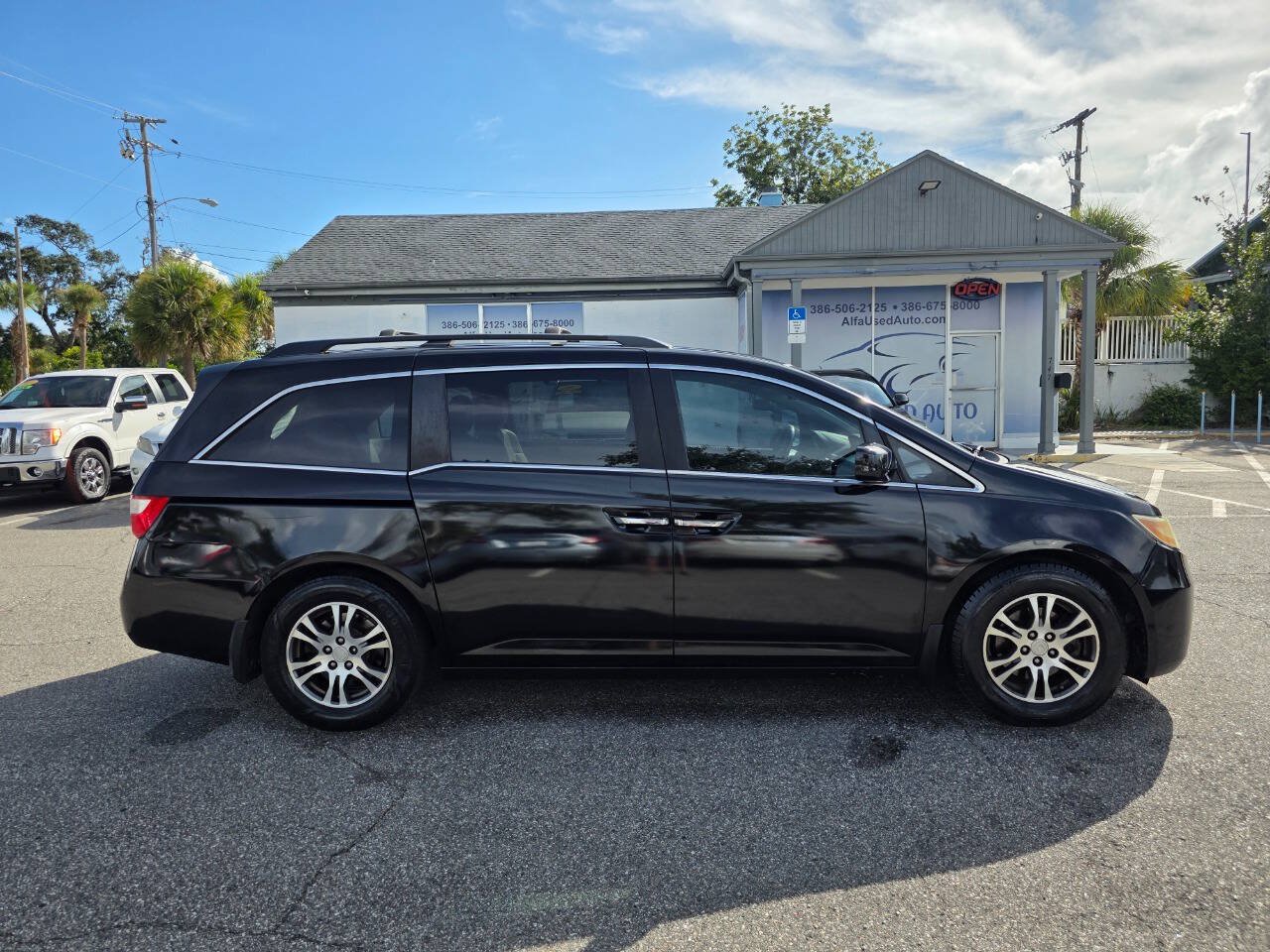 Used 2011 Honda Odyssey EX-L image 3