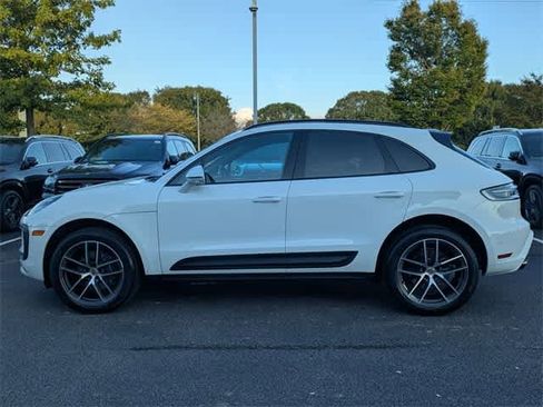 Used 2024 Porsche Macan image 5