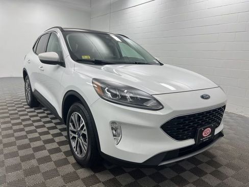 Used 2022 Ford Escape SEL image 1