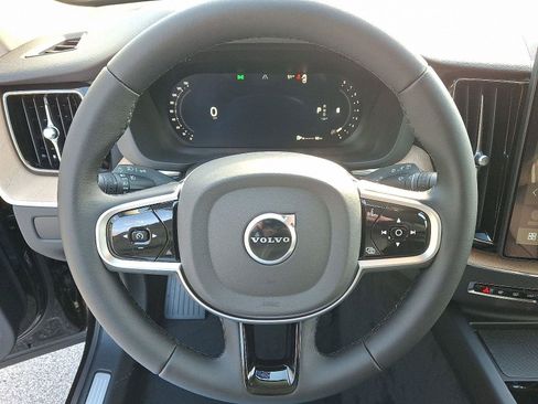 New 2026 Volvo XC60 B5 Plus w/ Climate Package image 14