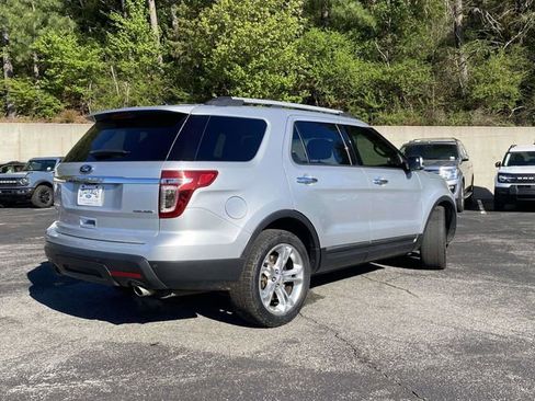 Used 2014 Ford Explorer Limited image 3